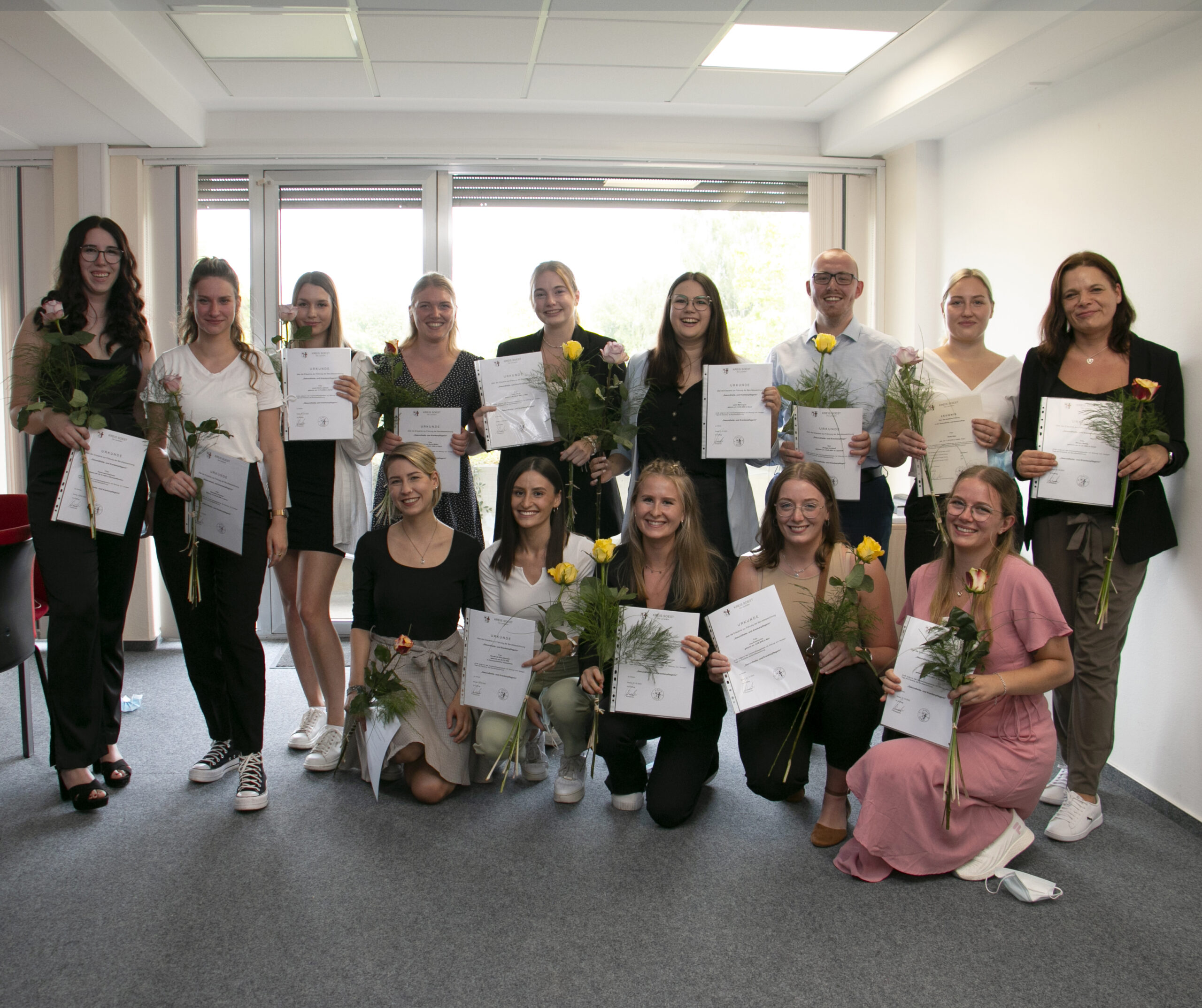 Krankenpflege-Examen September 2022 Krankenpflege-Examen September 2022 an der Albrecht-Schneider-Akademie für Pflegeberufe am KlinikumStadtSoest