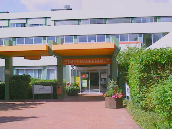Haupteingang des Stadtkrankenhaus