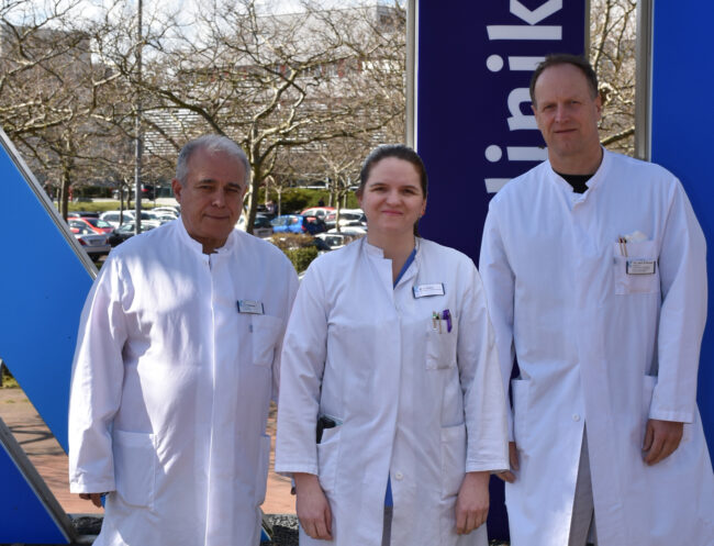 Team MVZ Soest Ambulant Team MVZ Soest Ambulant mit Dr. med. Stefan Hempe, Maria Duica und Dimitar Prodanov (v.r.)