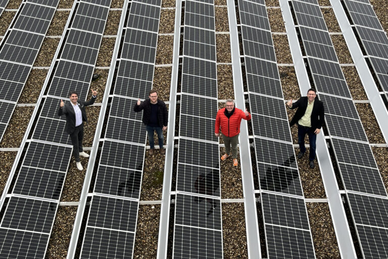 PV-Anlage auf Klinikum-Dach Die PV-Anlage auf dem Dach des KlinikumStadtSoest